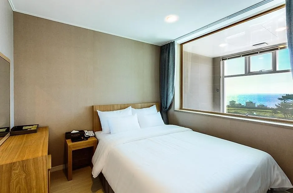 Rich Hotel Jeju