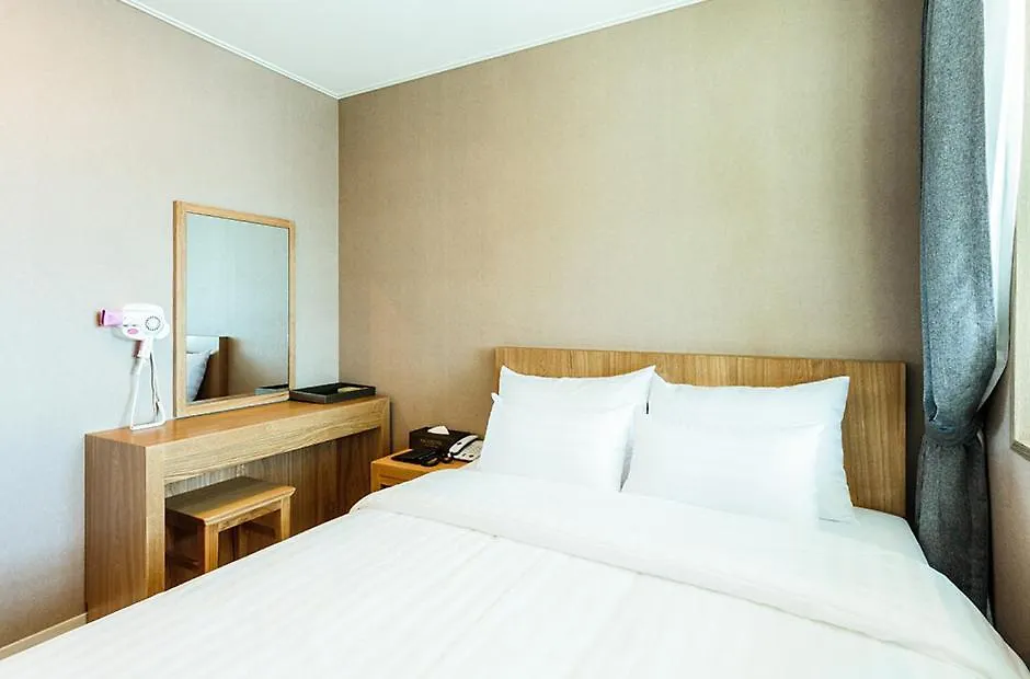 Rich Hotel Jeju