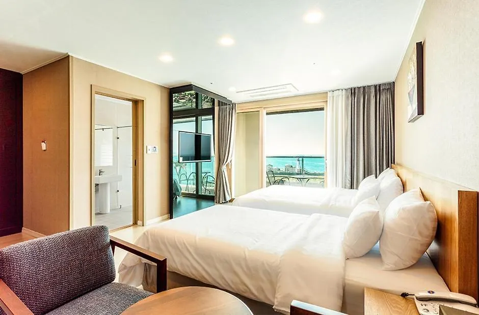 Rich Hotel Jeju